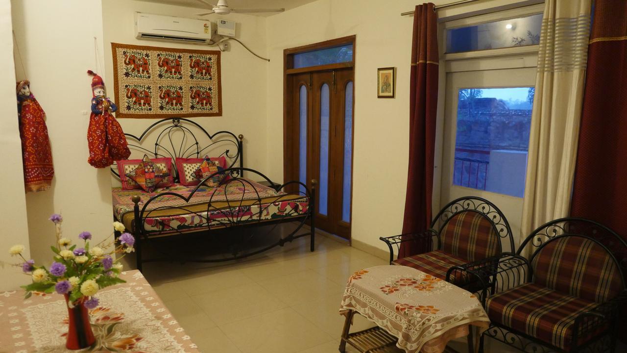 뉴델리 Jaypore House B&B 외부 사진